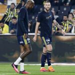 Fenerbahçe Stadyumu'nda 10 Kasım’ı Anma Etkinliği: Atatürk için Pankart ve Tişört Hazırlandı 4 fenerbahce stadinda ataturk icin ozel pankart ve tisort 44eb01882ac1
