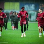 Galatasaray, Fenerbahçe maçı öncesi antrenmanlarını sürdürüyor 2 galatasaray fenerbahce derbisi hazirliklarini surdurdu b406bbb1028f