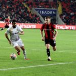 Gaziantep FK, Eyüpspor'a 2-1 Yenilerek Süper Lig'de Aynı Hatta Devam Edemedi 1 gaziantep fk ikas eyupspor 1 2 b92531630237