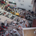 Kocaeli'de çöken binada sağ kurtulan genç kızı acı bir haber bekliyor: Ailesinin dört ferdi hayatını kaybetti 2 gebzede coken binada ailesini kaybeden dilaraya aci haber verildi 09dff8ac86d7