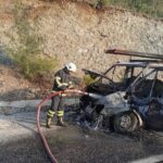 Yayladağı'nda Seyir Halindeki Kamyonet Yangın Çıkardı, Kullanılamaz Hale Geldi 1 hatayda yanan kamyonet kullanilamaz hale geldi 6ce12747cc17