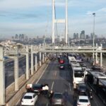 Atatürk’ün Anısına 87. Yıldönümünde 15 Temmuz Şehitler Köprüsü'nde Hayat Durduruldu 4 istanbul 15 temmuz sehitler koprusunde 0905 2e5679981708