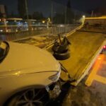 istanbul avcilarda d 100de yan yola ucan otomobil bariyerleri parcalayarak yayalara carpti 3 yarali 8ce9c5cdc49f