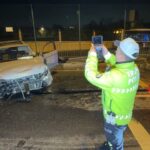 istanbul avcilarda d 100de yan yola ucan otomobil bariyerleri parcalayarak yayalara carpti 3 yarali e5058e403610