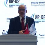 Hazine ve Maliye Bakanı Şimşek, Türkiye'nin İç Talep ve Hizmet İhracatı ile Ekonomik Büyüme Hedeflerini Açıkladı 1 istanbul bakan simsek turkiye buyumesini buyuk olcude ic talebe dayandiriyor 8adb9dbcf05c