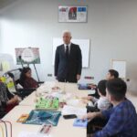 Hastane Sınıfı'nın açılışı İstanbul Valisi Davut Gül'ün katılımıyla gerçekleştirildi. 1 istanbul basaksehir cam ve sakura sehir hastanesinde hastane sinifi acildi fb0cb096b830