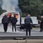 istanbul beykoz tem otoyolunda kamyonet alev alev yandi 0c83ad416328