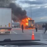 istanbul beykozda seyir halindeki kamyon alev alev yandi e2334f09f6c7