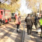 Tramvayın Motosiklete Çarptığı Kaza Anı Güvenlik Kamerasında Görüntülendi 5 istanbul beyoglunda tramvayin motosiklete carpma ani kamerada 5ebf1027024d