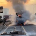 istanbul buyukcekmecede alev alev yanan kamyonet metal yiginina dondu ac4704d0bf9a