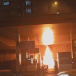 Esenyurt'taki akaryakıt istasyonunda elektrikli otomobilde patlama meydana geldi 6 istanbul esenyurtta akaryakit istasyonundaki otomobilde cikan yangini itfaiye sondurdu 8a8efc96d539