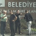 istanbul eyupsultanda 2 tirin carpistigi kazada sofor sikistigi yerden kurtarildi b5bb2a931c99