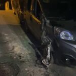 İstanbul'da Alkollü Şoförün Kontrolünü Kaybettiği Vinç, Park Halindeki Araçlara ve Binalara Çarptı 2 istanbul eyupsultanda soforun kontrolunu kaybettigi vinc 4 araca ve 2 binaya carpti d2600d982580