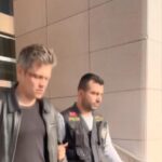 Boksörün taksi şoförüne saldırdığı davada tutukluluk kararı verildi 4 istanbul eyupsultanda taksiciyi darbeden ingiliz boksor hakim karsisina cikti kacirildigimi dusundum saldirdim 4717ff50ad8c