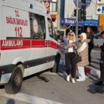 istanbul fatihte otomobile carpan motosiklet surucusu yaralandi guvenlik kamerasi eklendi fd6bf3e888f6
