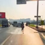 Fatih'te Kaygan Zemin, Motosiklet Kazalarına Neden Oldu; Diğer Sürücüler Uyarılarla Kurtuldu 2 istanbul fatihte yola yag dokuldu motosikletliler pes pese kayarak dustu 63bbfe691841