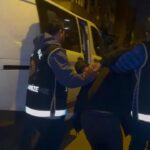 Bakırköy Cumhuriyet Başsavcılığı'nın düzenlediği operasyonda 5 kişi gözaltına alındı, 3 şüpheli ise firarda! 6 istanbul istanbulda 3 ilcedeki kursunlama olaylarina yonelik operasyon 5 gozalti operasyon goruntusuyle 4e94ef72410e