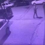 Bakırköy Cumhuriyet Başsavcılığı'nın düzenlediği operasyonda 5 kişi gözaltına alındı, 3 şüpheli ise firarda! 3 istanbul istanbulda 3 ilcedeki kursunlama olaylarina yonelik operasyon 5 gozalti operasyon goruntusuyle ad6f781c8aad