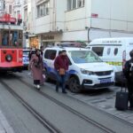 Beyoğlu'nda İki Esnaf Arasında Silahlı Kavga: İki Yaralı 1 istanbul istiklal caddesinde esnaf arasinda silahli kavga kamerada 2 yarali 7fd79053370b