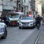 Beyoğlu'nda İki Esnaf Arasında Silahlı Kavga: İki Yaralı 5 istanbul istiklal caddesinde esnaf arasinda silahli kavga kamerada 2 yarali ae3953029509