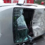 istanbul kadikoyde avrasya tuneli girisinde zincirleme kaza hafif ticari arac devrildi babc14864c17