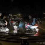 istanbul kagithane tem otoyolunda aracin onunde durdu cocukla motosikletten inip hayatini tehlikeye atti ek bilgiyle 5b4d02fafec8