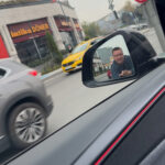 Kağıthane'de Yol Verme Tartışması: Sürücüler Birbirinden Şikayetçi Oldu 4 istanbul kagithanede trafikte tartistigi surucunun kapisini acmak istedi otomobil ilerleyince yere dustu 7ed6eafff1f2