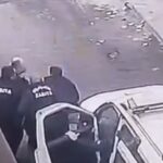 istanbul kucukcekmecede is yeri muhurlenen esnaf ile zabitalar arasinda yasanan gerginlik kamerada 77e3ff692c1e