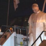 istanbul papa 14 leoyu tasiyan ucak istanbula indi b6b18bb7a1f6