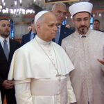 istanbul papa 14uncu leo sultanahmet camiini ziyaret etti c8998b70bdb3