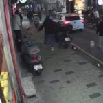 Şişli'de Hızla Giden Cip, Durakta Bekleyen Motosiklete Çarparak Kaçtı 3 istanbul sislide cipin carpip kactigi motosikletin surucusu yaralandi b0a0242b0e56