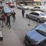 Sultangazi'de İş Yerinde Su Kesintisi Yüzünden Yaşanan Tartışma Bıçaklı Saldırıyla Sonuçlandı 3 istanbul sultangazide is yerini su basti muslugu acik unutmakla suclanan stajyerin babasi bicakla saldirdi 6a93485f6355