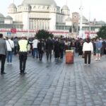 Atatürk, 87. ölüm yıl dönümünde Taksim Cumhuriyet Anıtı'nda gerçekleştirilen törenle anıldı. 6 istanbul taksim meydaninda ataturku anma toreni d700725321f6