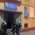 Taksim'de Cezayirli Turistin Çantasını Çalan Şüpheli Suçüstü Yakalandı 6 istanbul taksimde turiste kapkac kamerada 9ff563e9e09b