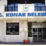 izmirde konak belediyesine usulsuzluk operasyonu 4 gozalti ca6967f9d20a
