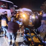 izmirde servis otobusu ile servis minibusu carpisti 13 yarali dba8977ad227