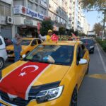 İzmir Taksicileri Korsan Taşımacılığa Karşı Kontak Kapattı 5 izmirde taksiciler korsan tasimaciliga karsi kontak kapatti 4aef71c57194
