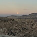 Kapadokya'da 'Süper Ay' Görsel Şöleni: Peribacalarının Arasında Büyüleyici Anlar 8 kapadokyada super ay goruntulendi ab8fc0587ad1