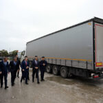 Edirne Kapıkule Sınır Kapısı'nda TIR Geçişlerinde Tarihi Rekor: 1 Saate 96 Araç! 1 kapikulede 1 saatte 96 tir gecisiyle rekor kirildi 7eff20ecf58e