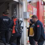 Kars'ta Yangın Paniği: Dumandan Etkilenen Üç Kişi Hastaneye Kaldırıldı 5 karsta 6 katli binada yangin 1i cocuk 3 kisi dumandan etkilendi 5d268a799e1b