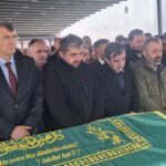 kastamonuda cansiz bedenleri bulunan anne ve oglu topraga verildi d8024c79bdd0