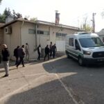 Havalimanına Giden Araç Kamyona Çarptı: Üç Kişi Hayatını Kaybetti 5 kazada annesi ve yengesiyle birlikte olen surucu umreden donen esini karsilamaya gidiyormus ad9f1c86a9d7