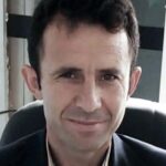 Havalimanına Giden Araç Kamyona Çarptı: Üç Kişi Hayatını Kaybetti 2 kazada annesi ve yengesiyle birlikte olen surucu umreden donen esini karsilamaya gidiyormus b66afb4207fc