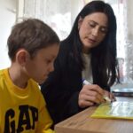 Ahmet Özdemir, Evde Eğitimle Okuma Yazmayı Öğreniyor 1 kemoterapi goren ahmet sinifa donusturulen odasinda okuma yazmayi ogreniyor d95041b96ed2