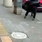 kendisini evden cikartan mulk sahibini darbetti o anlar kamerada 4b81bfc335f7