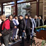 Kaman'da Kolon Kanseri Nedeniyle Hayatını Kaybeden Davul Ustası Adem Göçer Son Yolculuğuna Uğurlandı 2 kirsehir unesco yasayan insan hazinesi unvanli davul ustasi adem gocer topraga verildi video eklendi 0d82bf7ca502