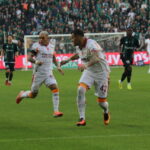 Kocaelispor, Galatasaray’ı 1-0 mağlup ederek ligdeki ilk mağlubiyetini yaşattı! 1 kocaelispor galatasaray1 0 8ce46ae110d9