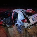 Konya'da Kontrolden Çıkan Araç Şarampole Devrildi: 1 Ölü, 3 Yaralı 1 kontrolden cikan otomobil sarampole devrildi 1 olu 3 yarali d775d46a16a7