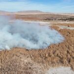 Kulu'daki Gök Gölü'nde Yangın, İtfaiye Ekipleri Mücadele Ediyor 3 konya gok golundeki sazlik bolgedeki yangin 2nci gununde devam ediyor b7ef09ba2052
