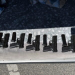 Adana merkezli silah çetesi baskınında 21 kişi gözaltında 3 kurusiki tabancalari atesli silaha donusturen ceteye 6 ilde operasyon 21 gozalti d288b8b9bd42